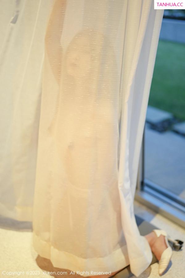 laura阿姣  [XiuRen]高清写真图 2023.05.12 No.6729 laura阿姣 妩媚美腿第25张图片